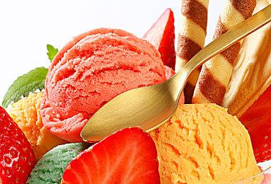 《使命召唤：先锋＆战区》联动《进击的巨人》 兵长套装上线